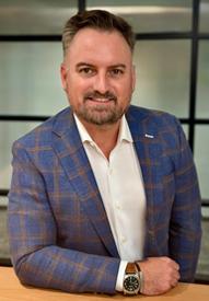 Brian Kempf headshot